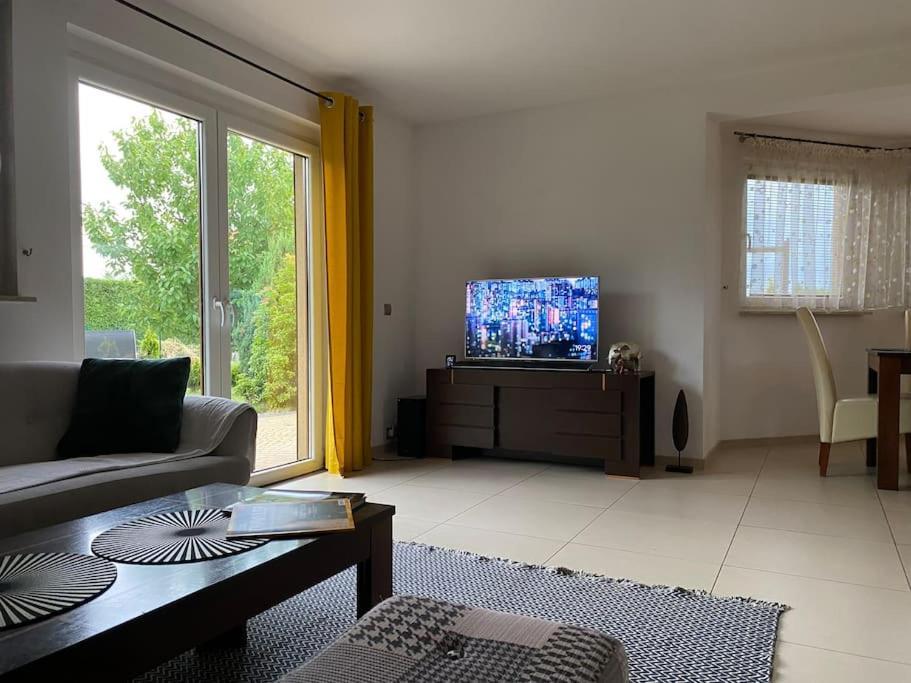 4 Bedroom Family House With Access To A Hot Tub Goczałkowice-Zdrój Dış mekan fotoğraf